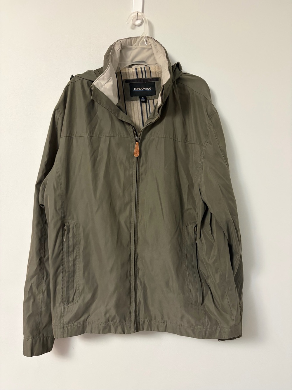 Vintage Men’s London Fog Size Small Lined Olive Green Hooded Windbreaker Jacket